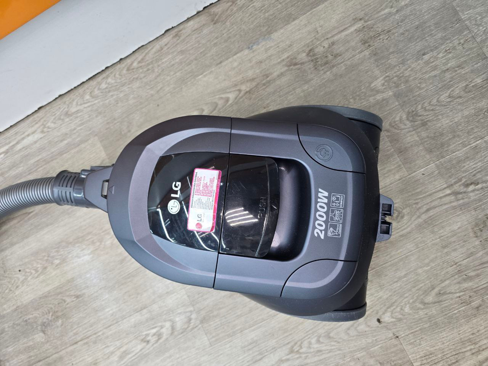 Пылесос напольный LG VC5420NHTG  2000Вт