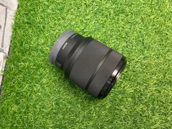 Sony 28-70 mm 3.5-5.6 OSS