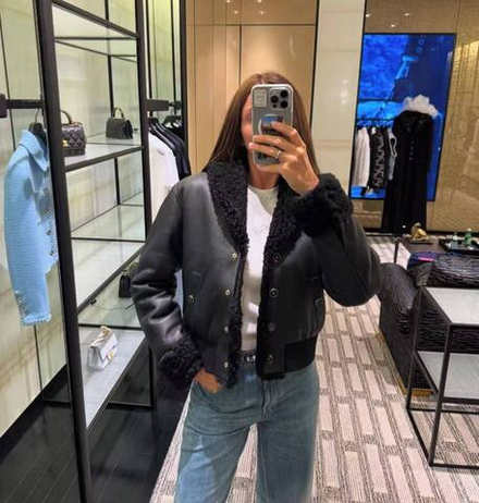 Кожаная куртка CHANEL