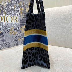 Christian Dior Book Tote 36 cm