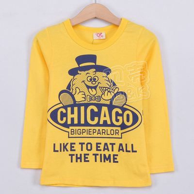 Лонгслив с контрастными принтами и надписями