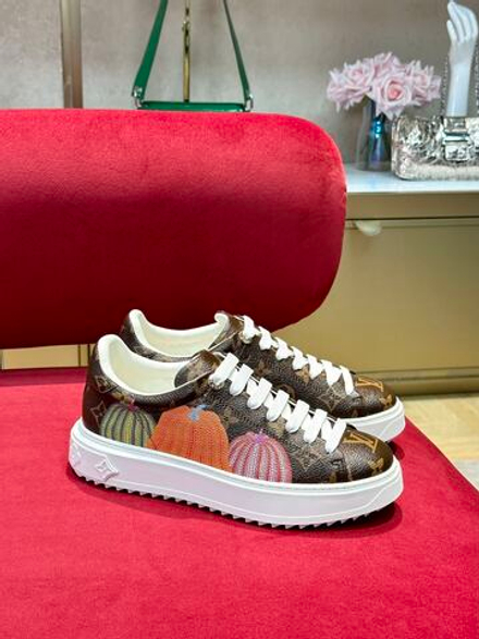 Louis Vuitton Time Out Kusama