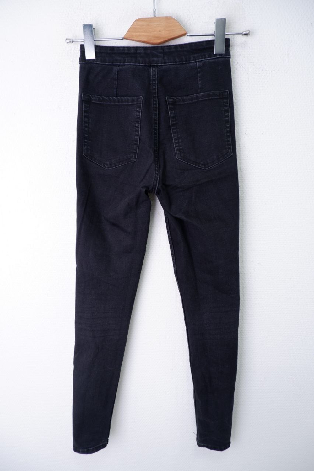 Джинсы базовые 40 размер