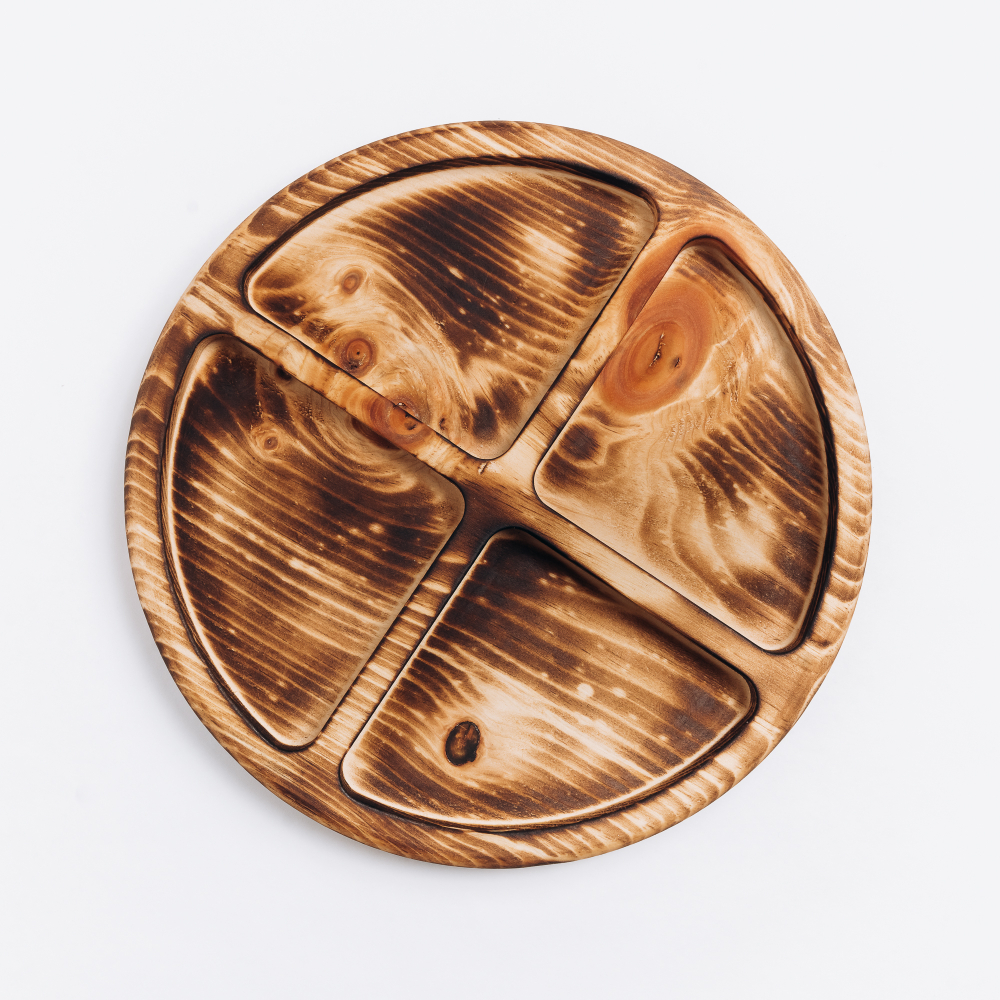 Деревянная менажница из кедра для подачи блюд и закусок