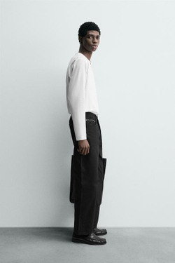 ZARA ДЖИНСЫ FLARE FIT SELVEDGE, ЧЕРНЫЙ