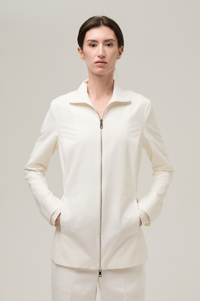 Куртка с воротником-стойкой