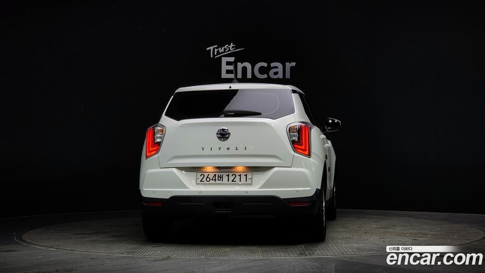 KG Mobility (Ssangyong) Very New Tivoli Дизель 1.6 2WD (06.2020)
