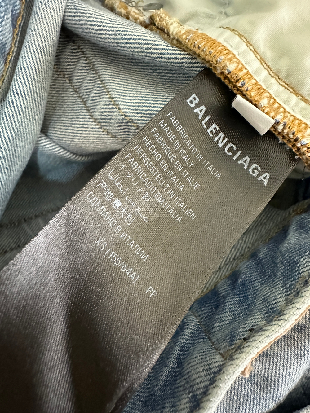 Джинсы Balenciaga