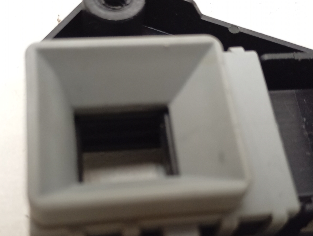 AWS71212 кт20 Устройство блокировки люка для стиральных машин Whirlpool 481075043881 б/у