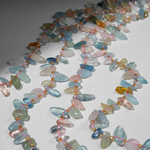 Микс бериллов натуральный, перышки, 10-19мм