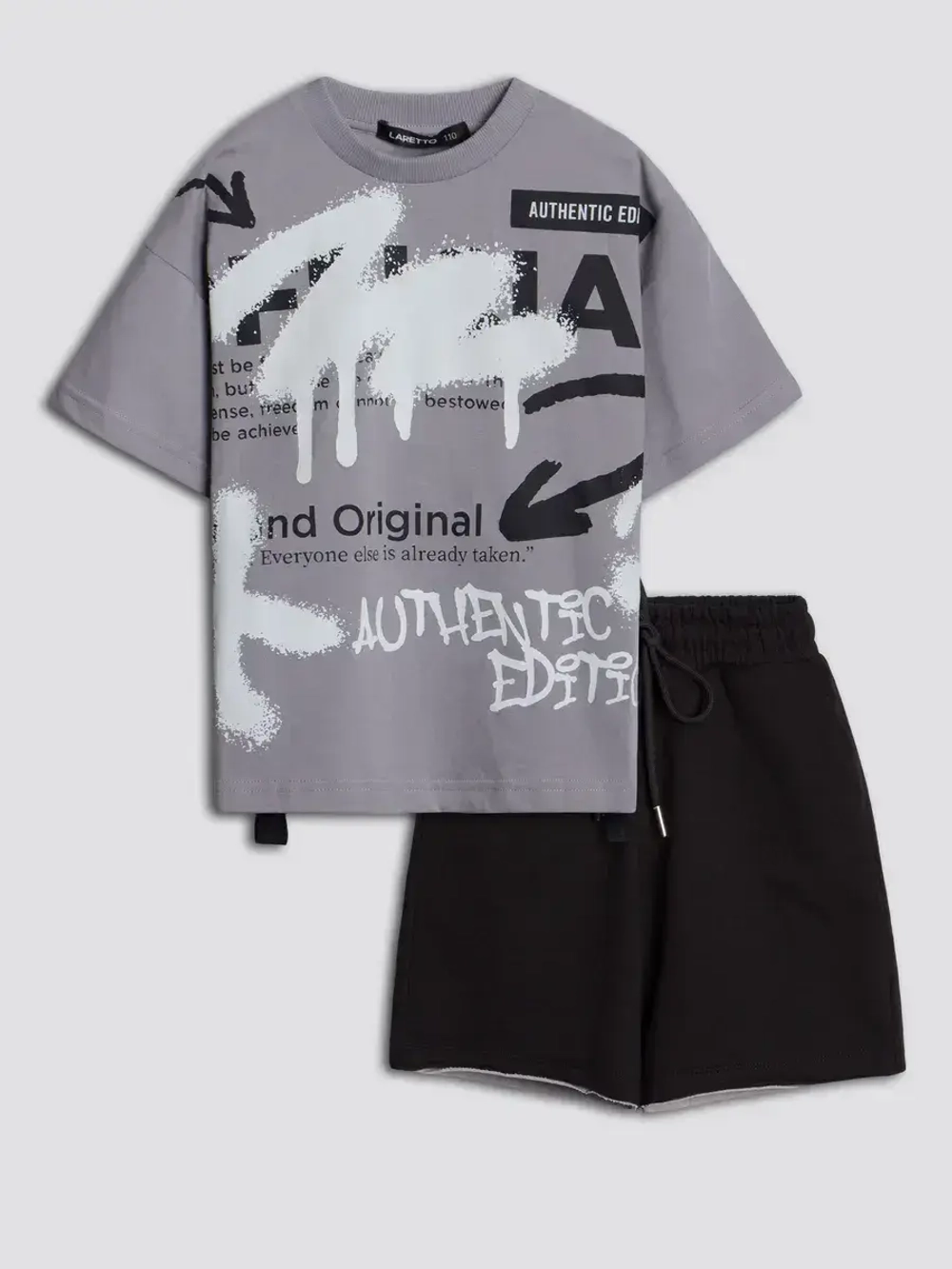 Спортивный костюм для мальчика с шортами на лето