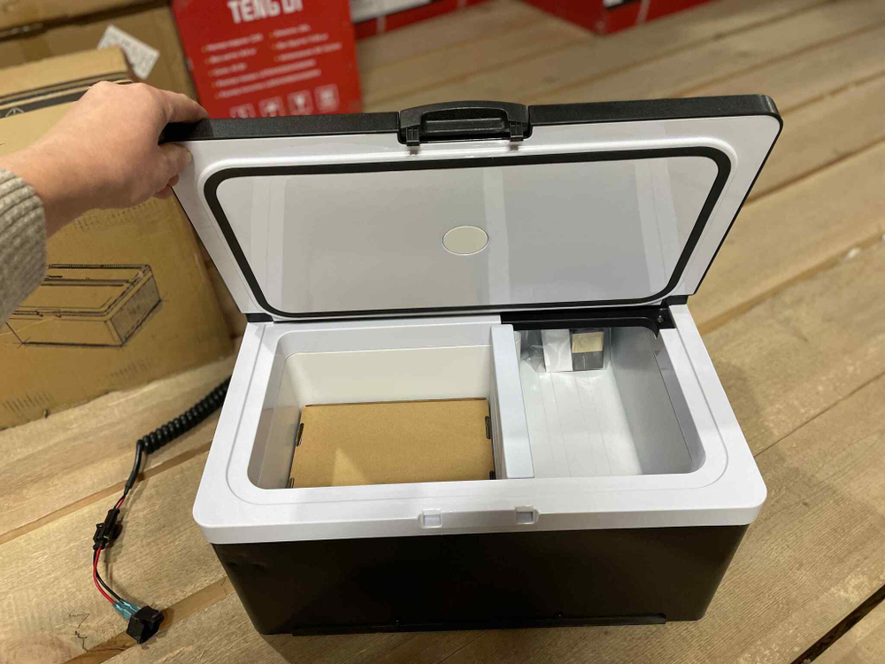 ARC22 / - Автохолодильник (22 л, с Bluetooth) компрессорный, Alpicool ARC22 (22 литра) 12-24-220В с Bluetooth (Гарантия 14 дней)
