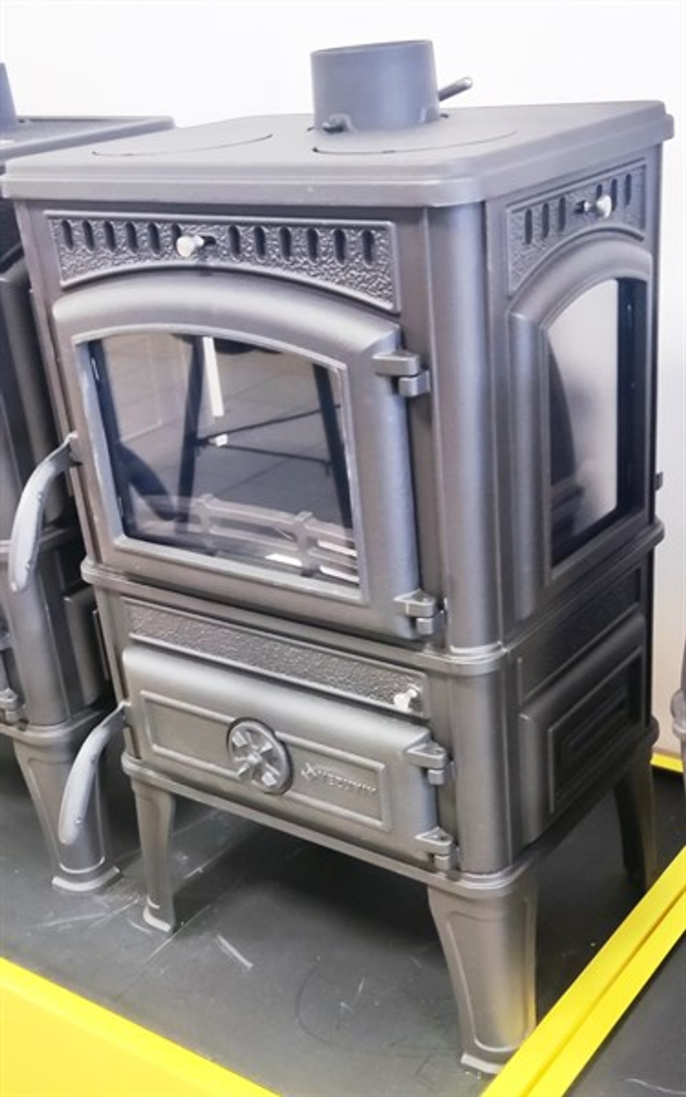 Печь-камин Везувий LV-12РS "Антрацит"