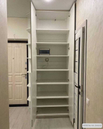 Шкафы в прихожую с зеркалом и тумбой