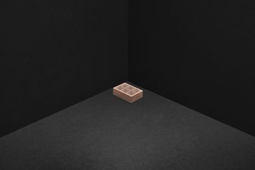 Упаковка с прозрачной крышкой для 6 шоколадных конфет.