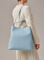 Кожаная сумка шоппер Olga DBR 30948 светло-голубой