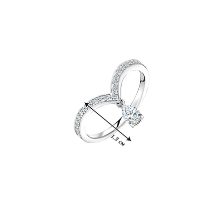 Кольцо с природным бриллиантом огранки «груша»