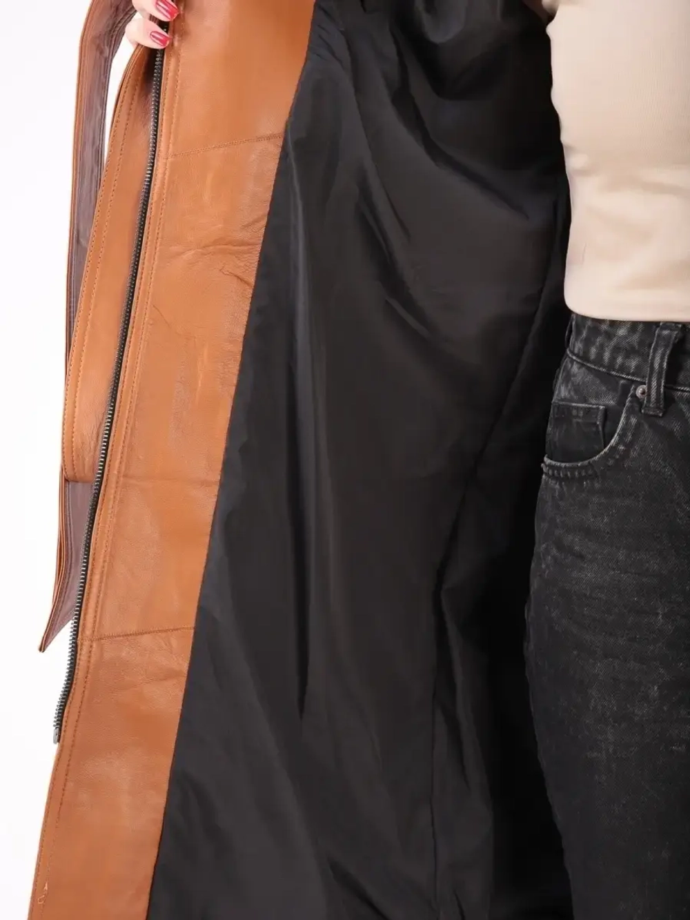 Плащ женский из натуральной  кожи