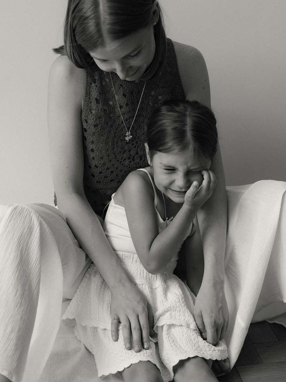 Подвеска Цветочек на шнурке