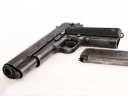 Denix Пистолет автоматический Кольт 45 калибра 1911 года состаренный