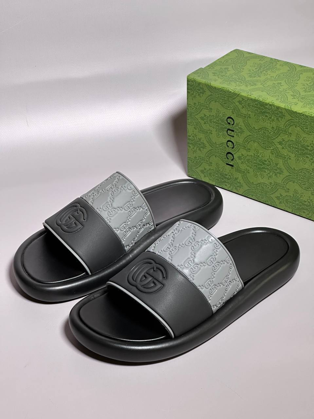 Шлепанцы Gucci