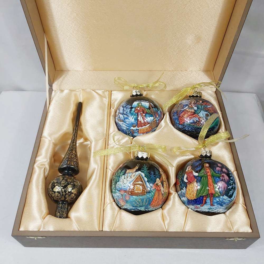 Сувенирный набор из 4-х новогодних шаров и наконечника с ручной росписью Палех "Сказки"