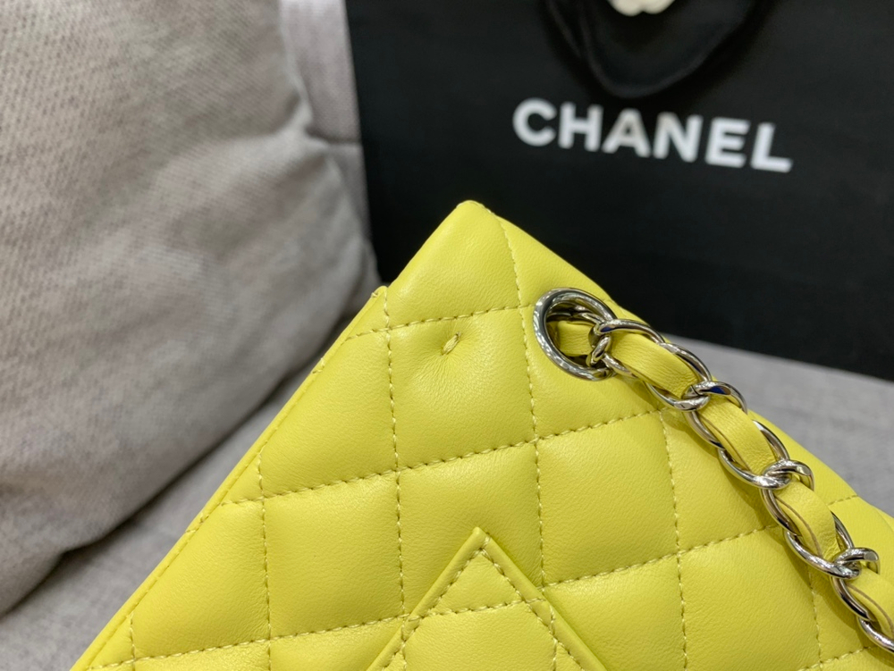 Chanel Bag 23 cm
