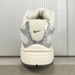 Nike V5 RNR • White Brown