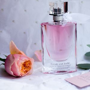 Lancome La Vie Est Belle L'Eau de Toilette Florale