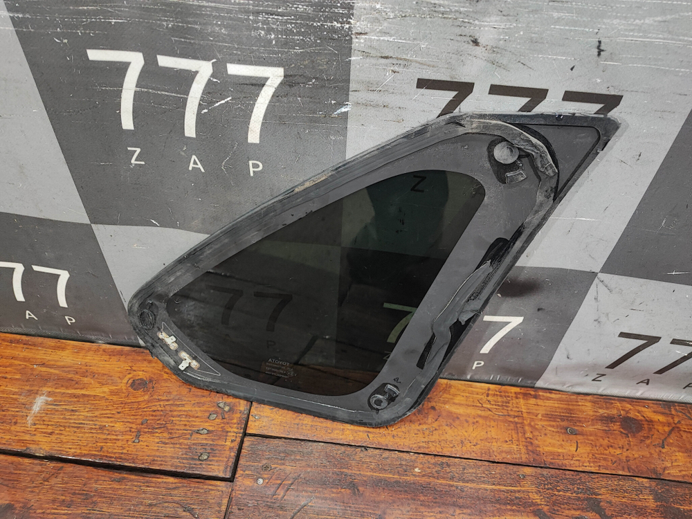 Стекло багажника левое Toyota RAV4 V (XA50) 18-нв Б/У Оригинал 627200R120