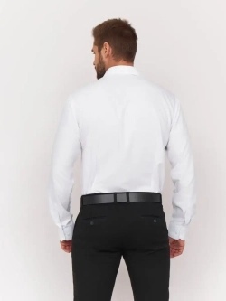 Рубашка классическая с длинным рукавом приталенная