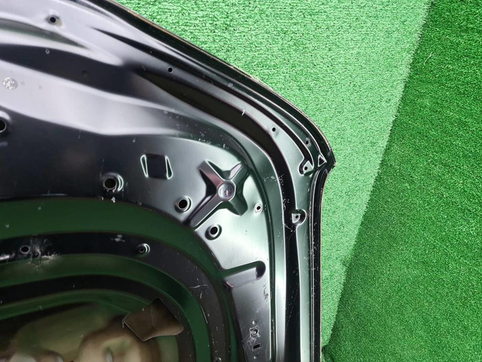 Капот Toyota Land Cruiser 300 (2021-н.в.)