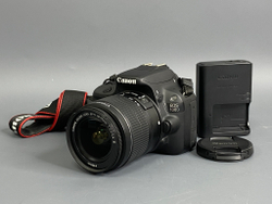 Canon 100D Kit 18-55mm 6600 кадров
