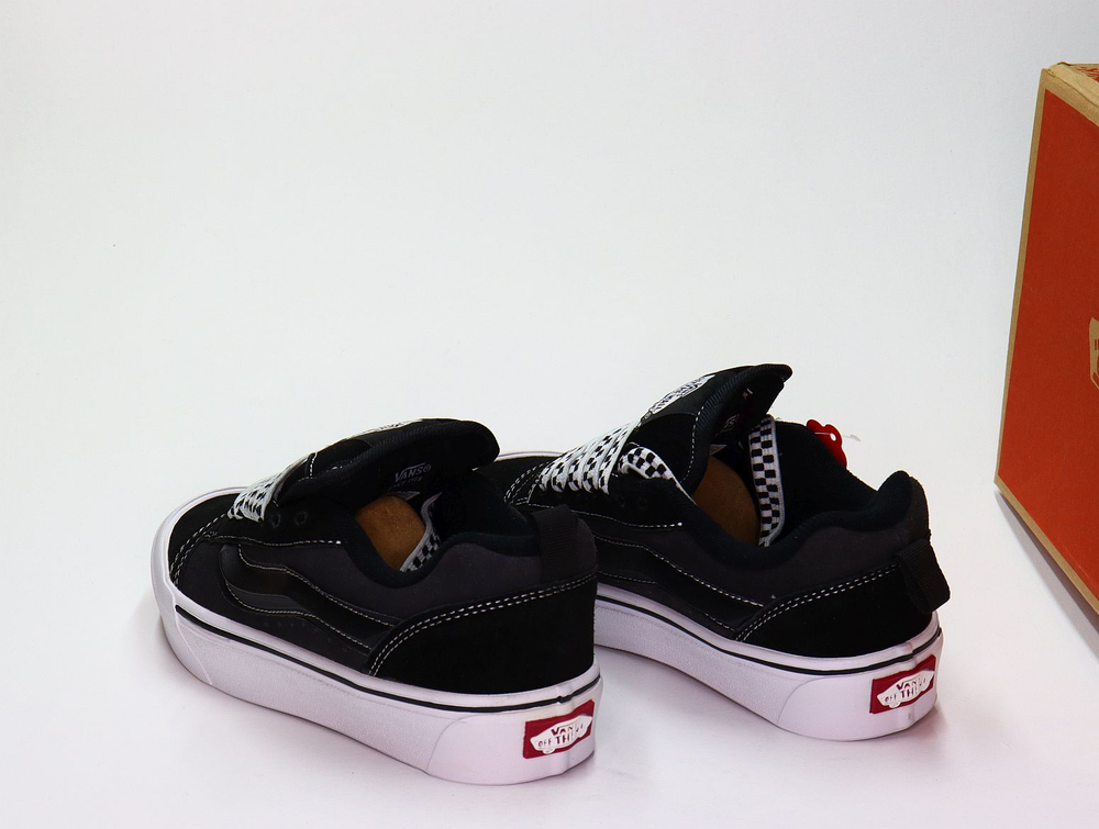 Кроссовки нат. Замша (36-41)р. / шт. 1182-11