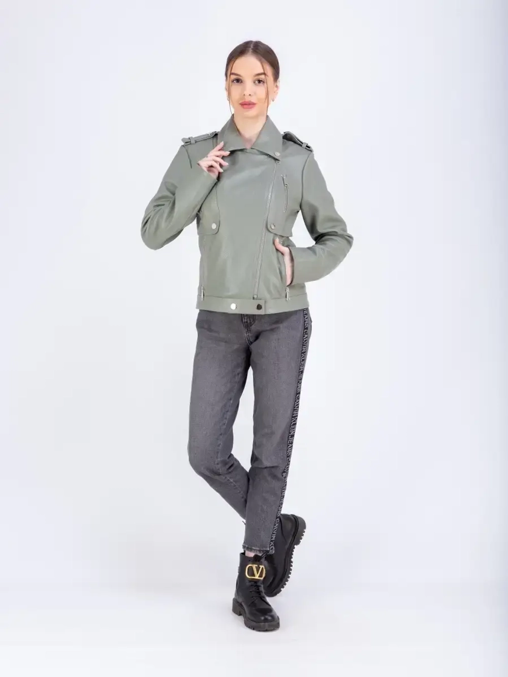 Куртка женская из натуральной кожи