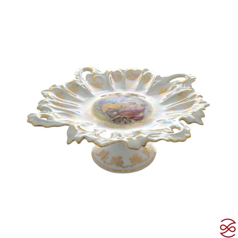 Блюдо на ножке Queen's Crown Мадонна перламутр 33 см