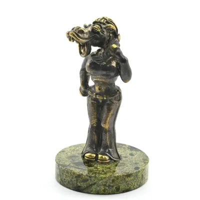 Статуэтка Лошадь деловая из бронзы на камне змеевик 45*45*80мм