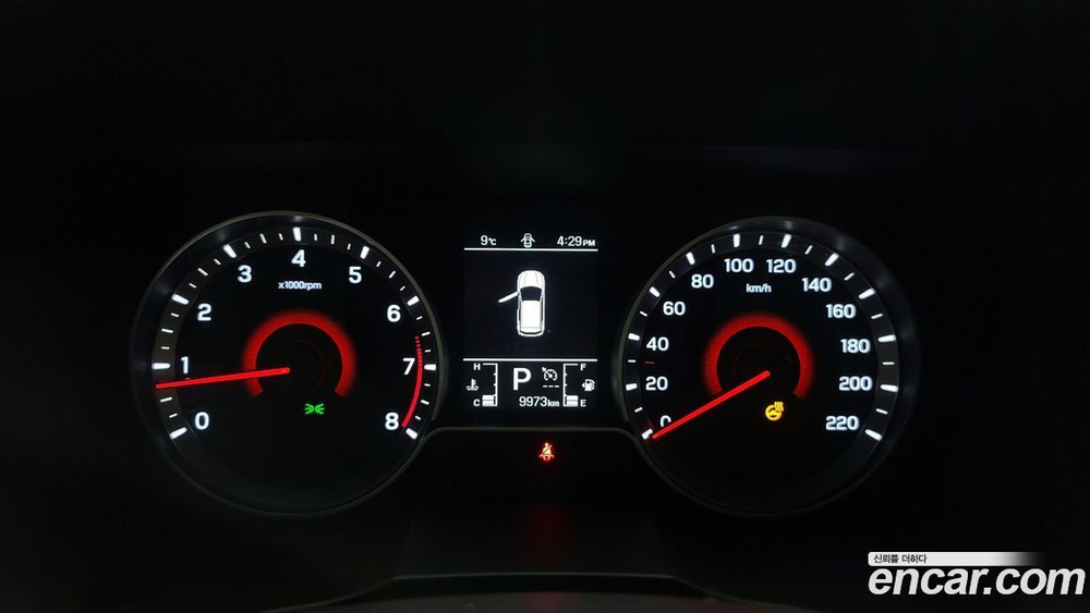 KG Mobility (Ssangyong) Very New Tivoli Бензин 1.5 2WD (05.2022)