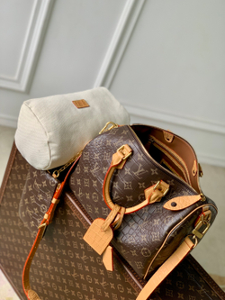 Louis Vuitton Speedy P9 Bandouliere 30