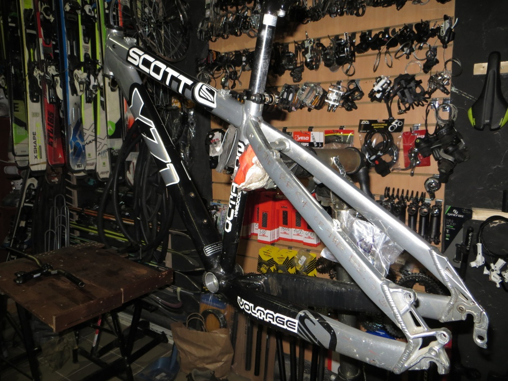 Рама велосипеда Scott Voltage YZ1 2004