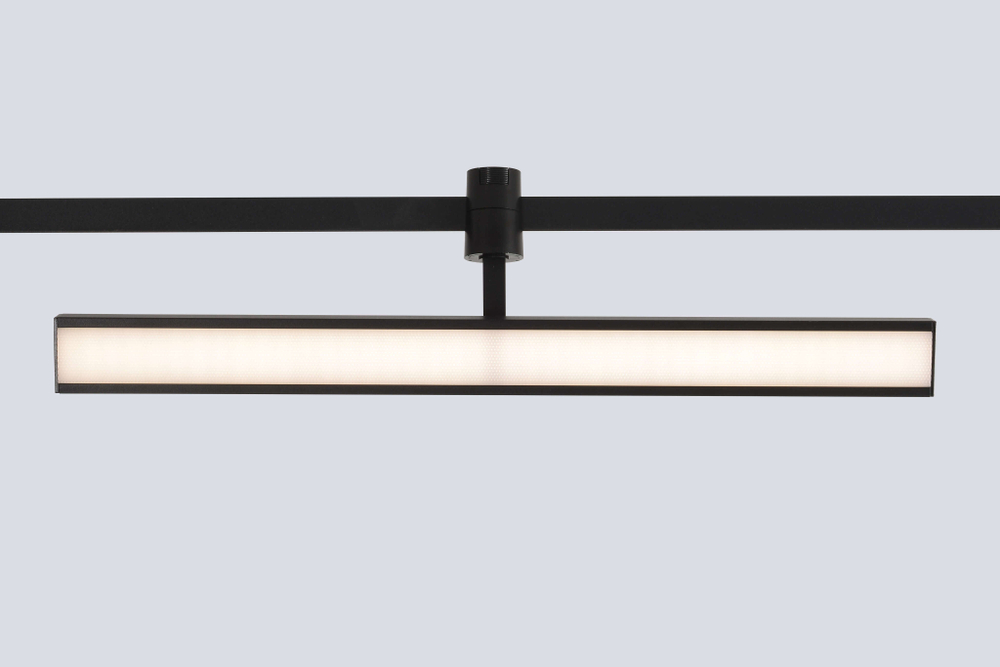 Светильник трековый для гибкой магнитной системы Crystal Lux CLT 0.37 001 18W BL SMART