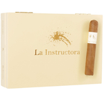 La Instructora Delicado Robusto