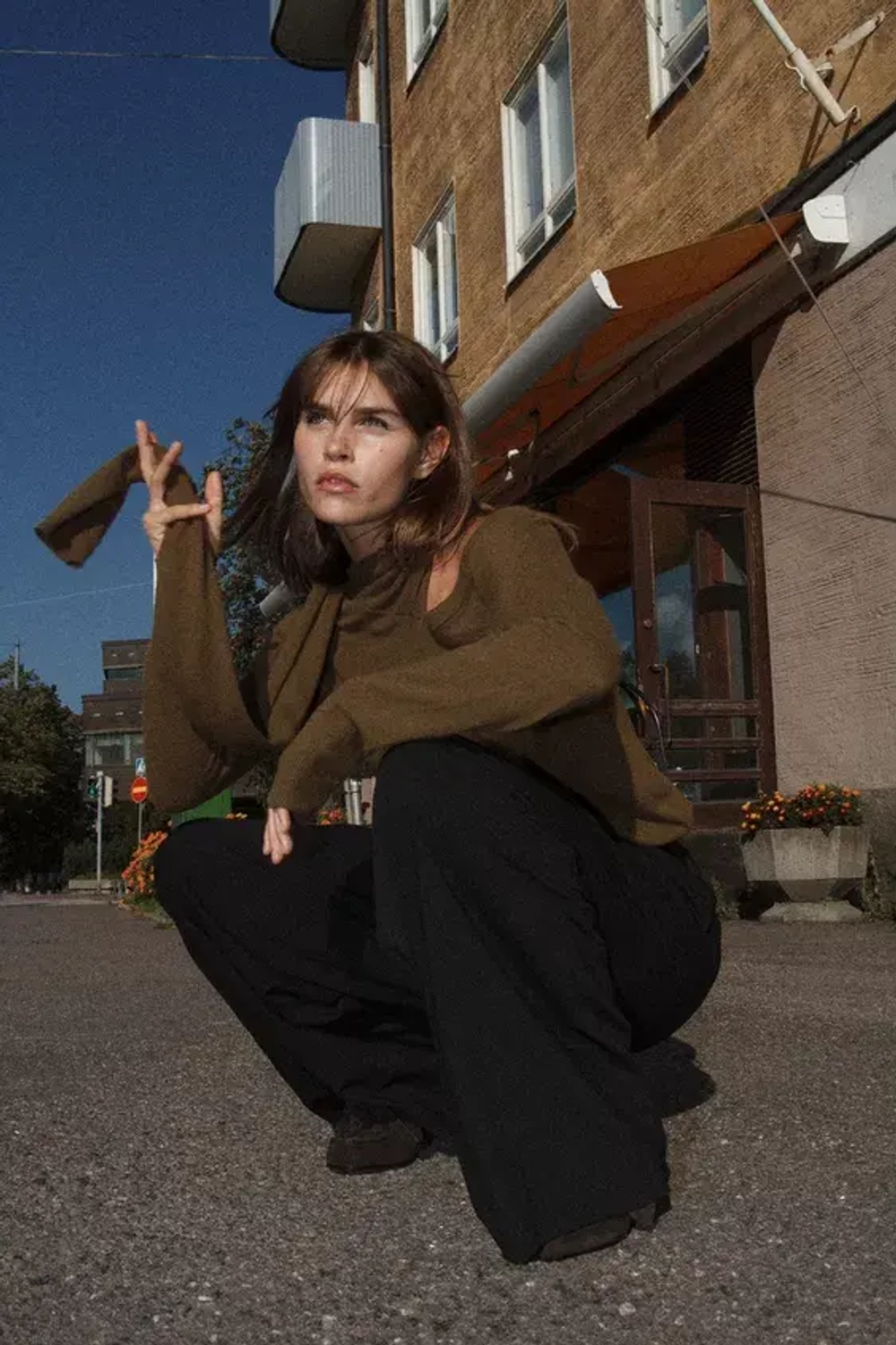 ZARA ОДНОТОННЫЙ СВИТЕР С ШАРФОМ, ТЕМНЫЙ ХАКИ