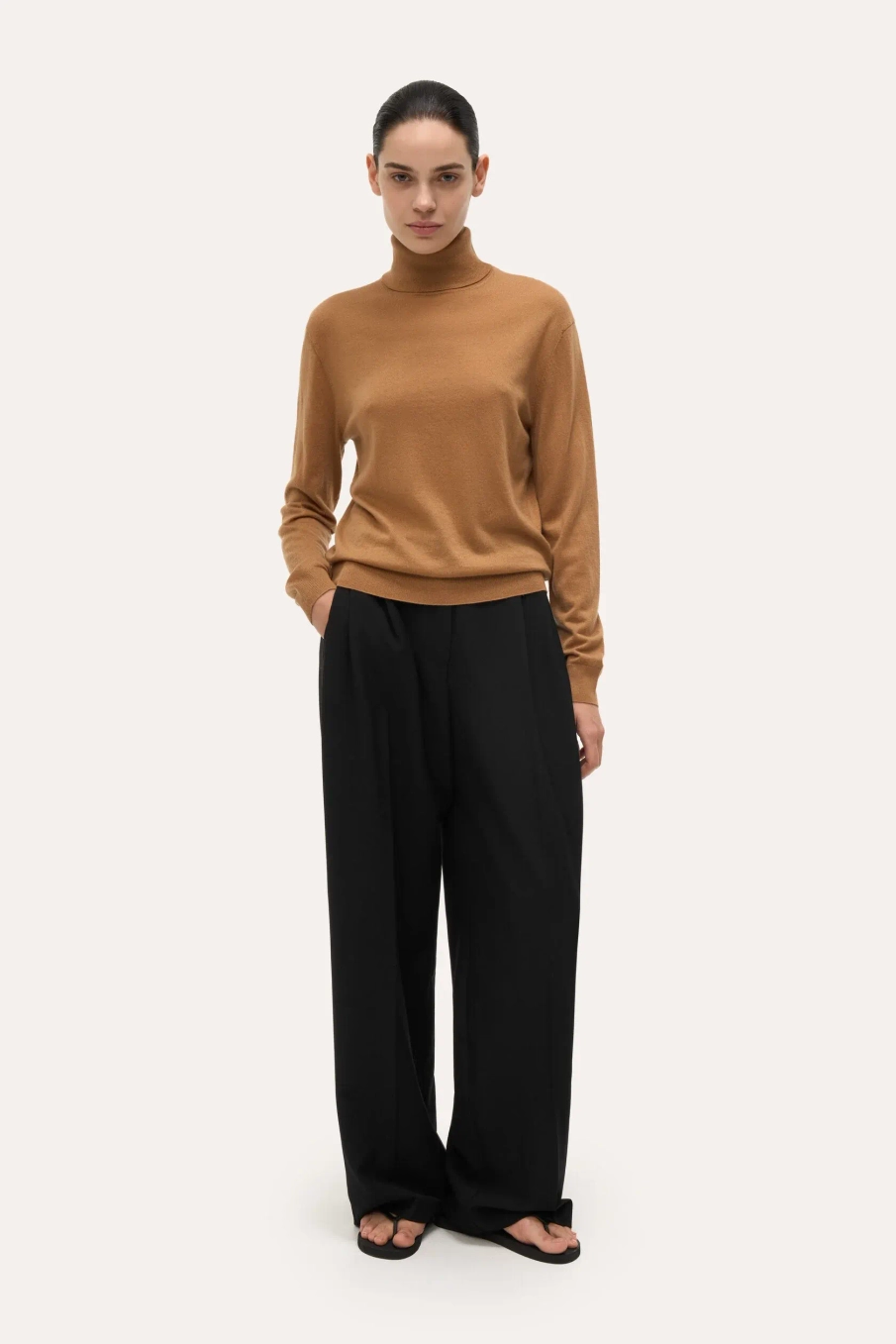 Водолазка ESSENTIAL