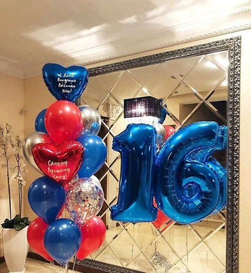 Букет шаров в Красно-Синем Цвете