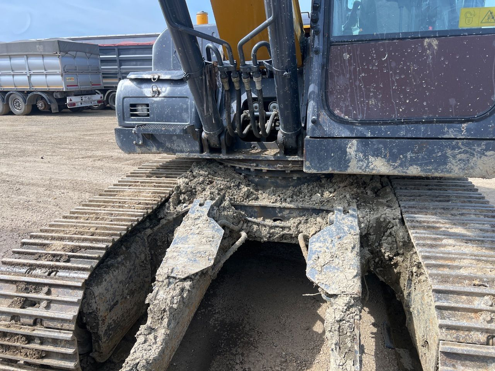 XCMG XE180* Экскаватор XE180DN (Дизельный, 3,8 л, 126 л.с., АТ)