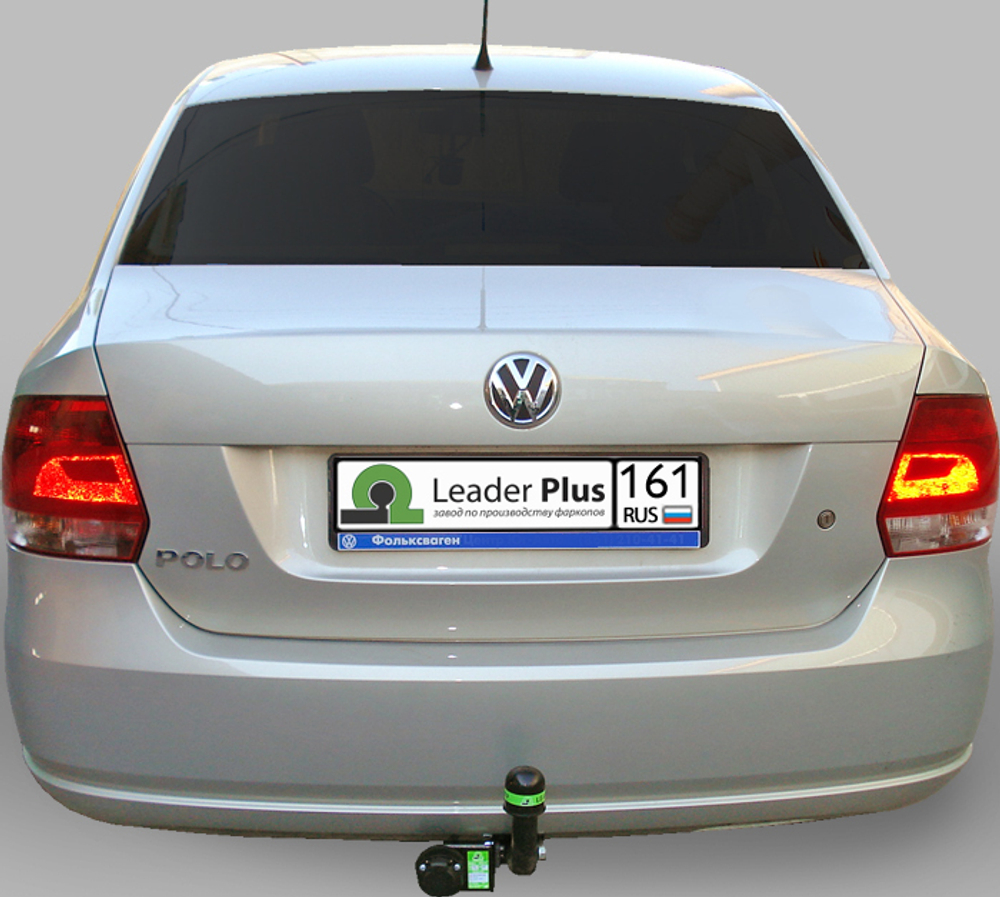 Фаркоп(прицепное) Лидер-Плюс для VOLKSWAGEN POLO (седан, лифтбек) (6R1) 2010-.../ SKODA RAPID(лифтбек)(NH) 2012-...(паспорт и сертификат в комплекте)(без электрики)V125-A