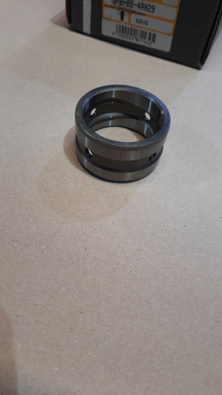 Втулка 37B-09-4A029