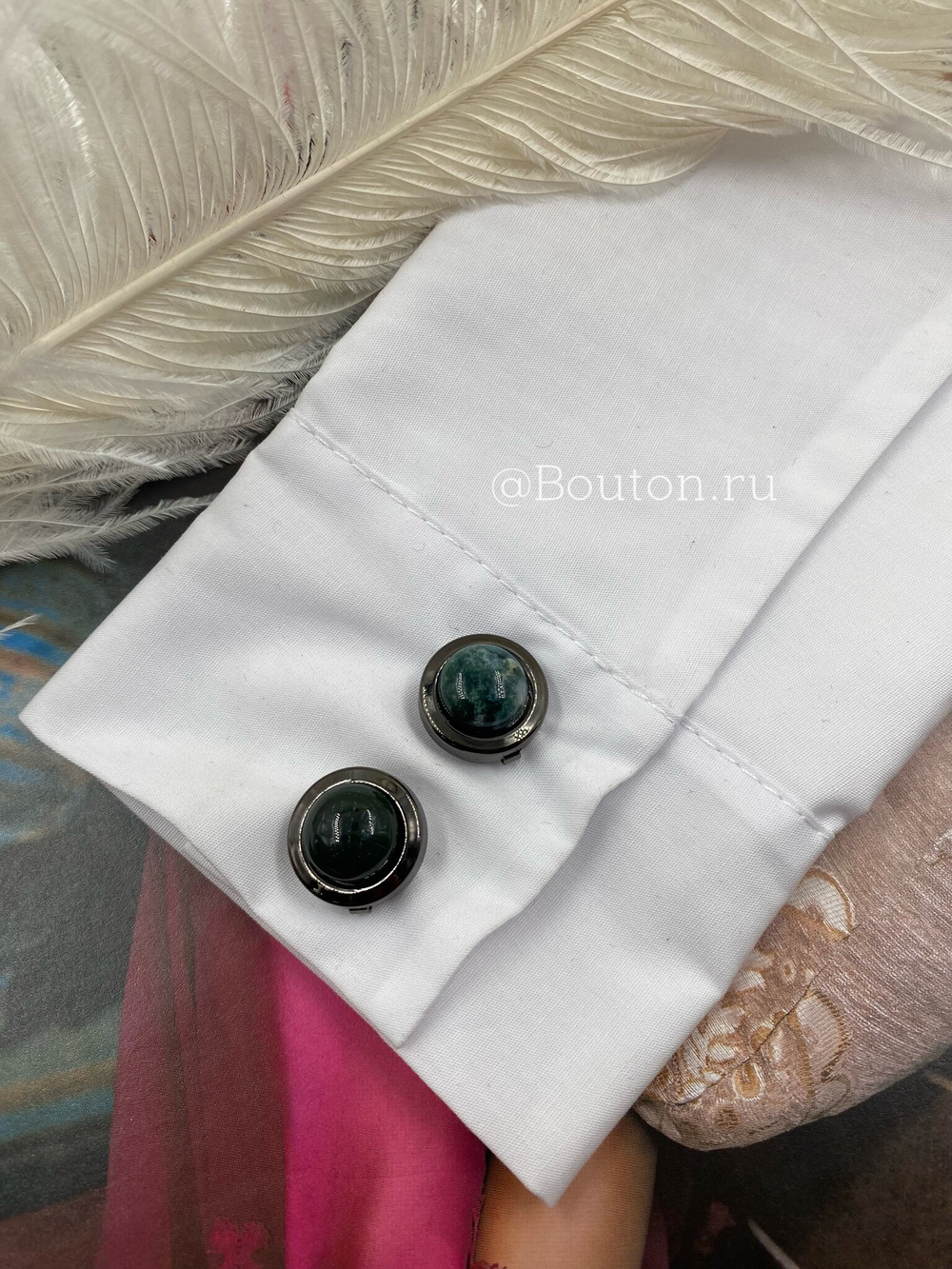 Накладка на пуговицу графитовые с мраморным зелёным камнем