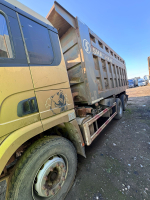Shacman (Shaanxi) SX* 6x4 Седельный тягач SX42584V324 (Дизельный, 11,6 л, 423 л.с., МТ)